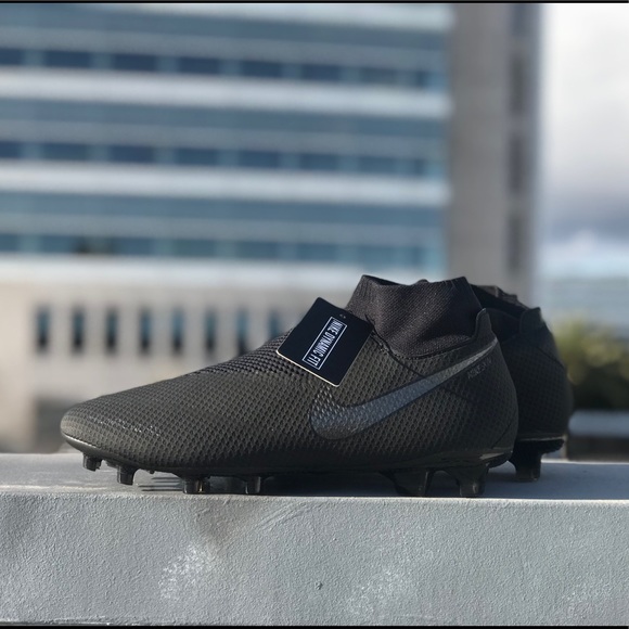 Nike Other - Nike Phantom VSN Pro DF FG